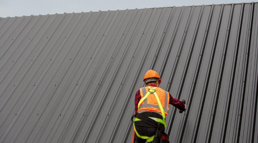 Professional Flat Roofing Installation in Courtland, CA